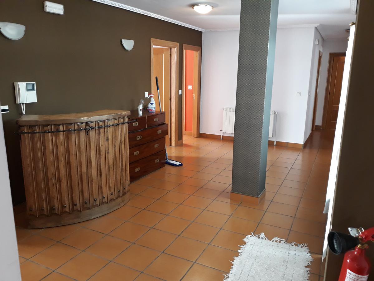 Hostal Ardoi Zizur Mayor Екстериор снимка