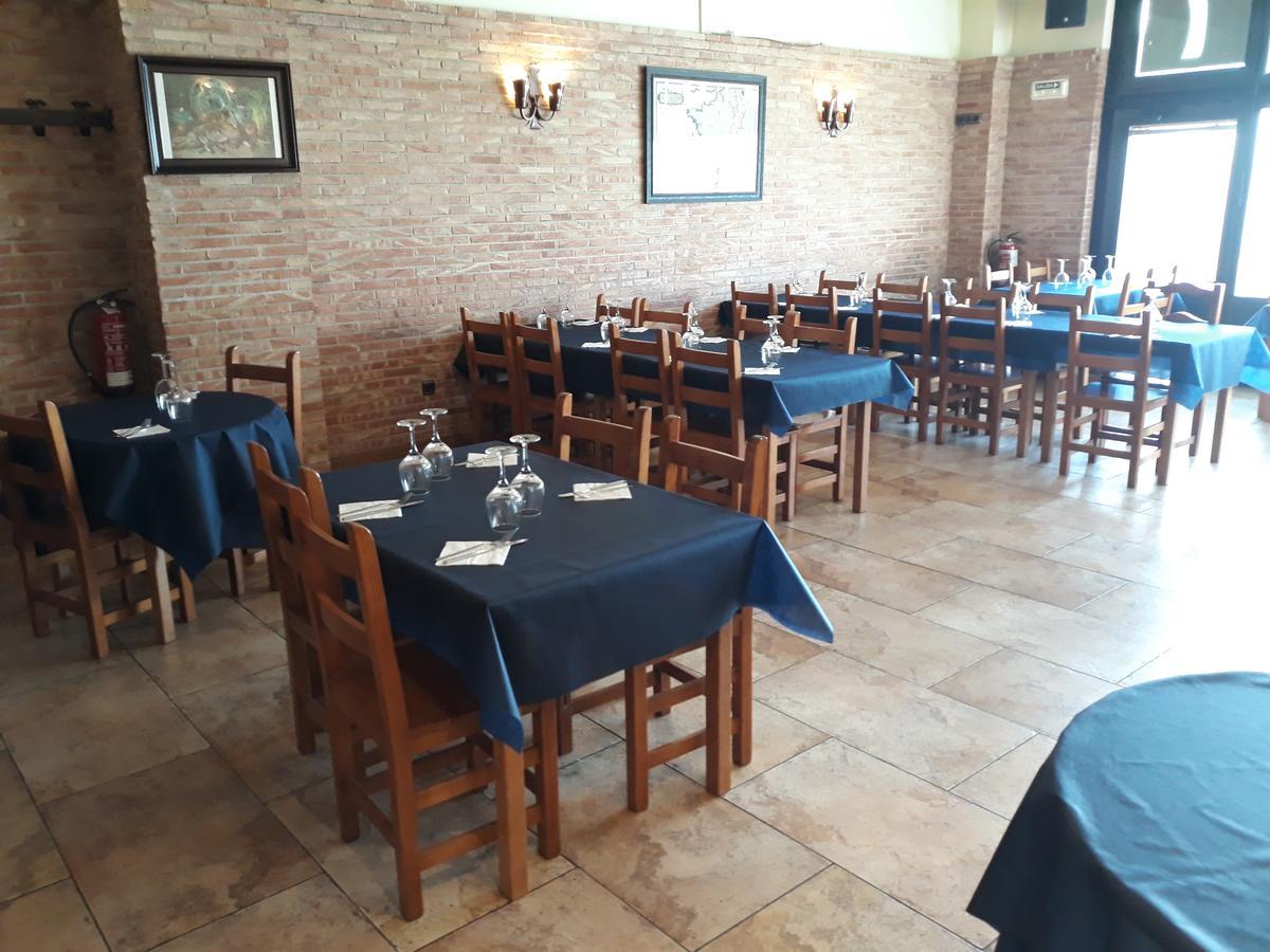 Hostal Ardoi Zizur Mayor Екстериор снимка
